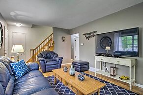 Rochester House w/ Yard - 5 Minutes to Mayo Clinic