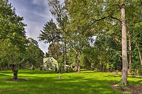 Pittsford Trolley Home - Near Erie Canal!
