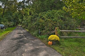 Pittsford Trolley Home - Near Erie Canal!