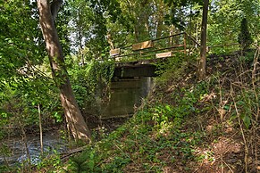 Pittsford Trolley Home - Near Erie Canal!