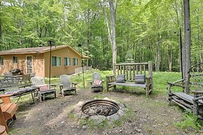 Secluded Farwell Cabin w/ Fire Pit & Gas Grill!