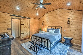 Theater + Scenic Views: Valley Springs Cabin!