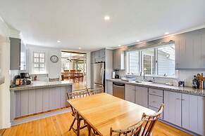 Quaint Woodstock Escape - 2 Mi to Tinker St!