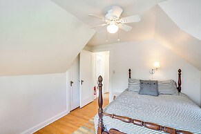 Quaint Woodstock Escape - 2 Mi to Tinker St!