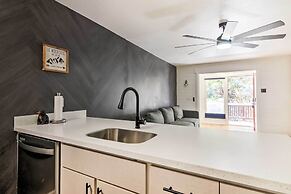 The Cottages: Chic Ski-in/ski-out Mountain Condo!