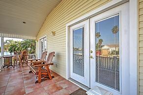 5 Mi to South Padre Island: Port Isabel Cottage!