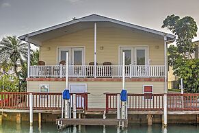 5 Mi to South Padre Island: Port Isabel Cottage!