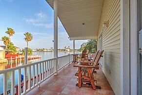 5 Mi to South Padre Island: Port Isabel Cottage!