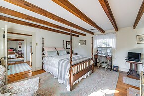 Terre Haute Manor Farmhouse w/ Gardens & Deck!