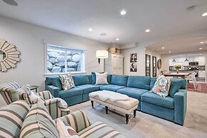 Vibrant Chic Home ~ 20 Mi to Salt Lake City!