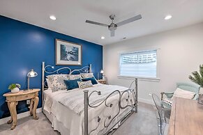 Vibrant Chic Home ~ 20 Mi to Salt Lake City!