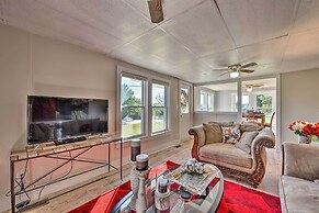 Porch, Fire Pit & Grill: Blue Ridge Mtn Cottage!