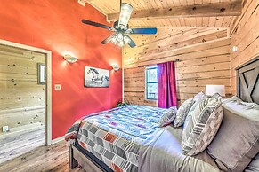 Updated Ruidoso Cabin w/ Spacious Deck & View