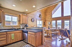 Whistling Woods Cabin: Meadow Views + Gas Grill!