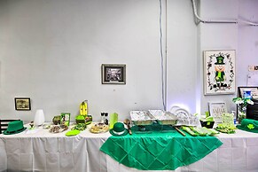 Unique Suite in Refurbished WV Schoolhouse!