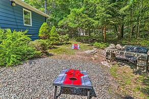 Updated Blakeslee Cottage w/ Fire Pit and Deck!