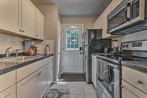 Fire Pit & Community Perks: Blakeslee Cottage!