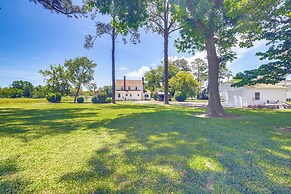 Updated Cape Charles Home ~ 2 Mi to Beachfront!