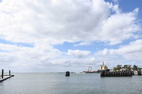 Updated Cape Charles Home ~ 2 Mi to Beachfront!