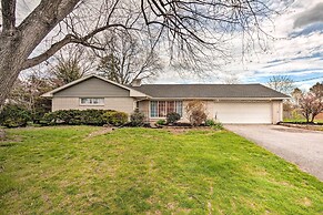 Updated Home w/ Pool Table ~ 4 Mi to Hershey!