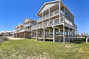 Pet-friendly Surfside Beach Home w/ Ocean Views!