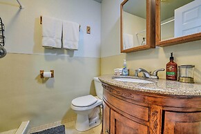 Yellowstone River Lodge w/ Kayaks & Mountain Views