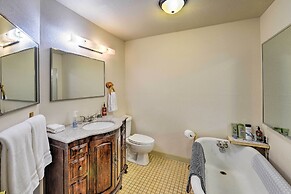 Yellowstone River Lodge w/ Kayaks & Mountain Views