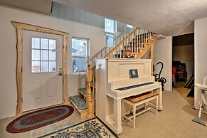 Yellowstone River Lodge w/ Kayaks & Mountain Views