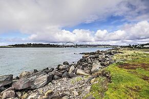 Waterfront Oregon Abode w/ Balcony & Ocean Views!