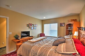 Waterfront Oregon Abode w/ Balcony & Ocean Views!