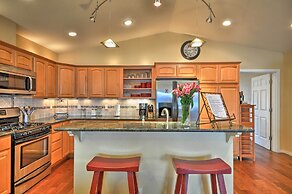 Waterfront Oregon Abode w/ Balcony & Ocean Views!