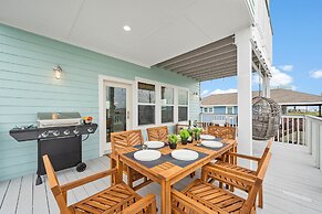 Sun-kissed Swankienda