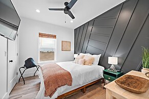 Sun-kissed Swankienda