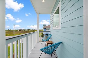 Sun-kissed Swankienda