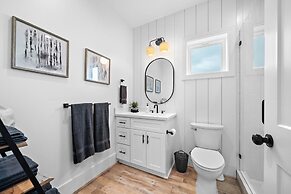 Sun-kissed Swankienda