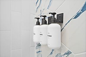 Sun-kissed Swankienda