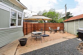 Gas Grill & Private Yard: Home in Bellville