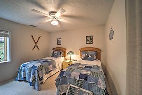 Beautiful Beech Mountain Condo w/ Private Balcony!