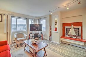 Walk to Downtown & Coast Trail: Condo in Anchorage