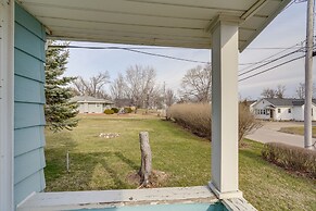 Cedar Rapids Vacation Home Near Downtown District!