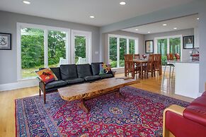 Bayfront Gem w/ Amazing Water Views + Pond!