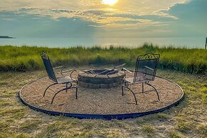 Bayfront Gem w/ Amazing Water Views + Pond!