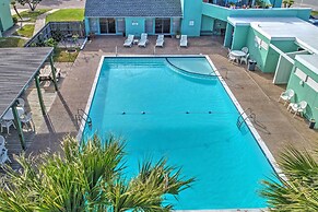 Breezy Corpus Christi Condo w/ Deck + Fishing Dock