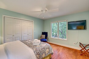 Secluded Retreat w/ Hot Tub & Game Room!