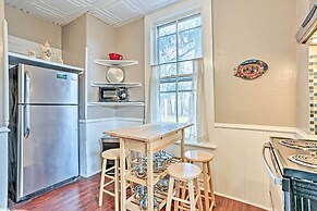 Centrally Located Apt in Victorian Mansion!