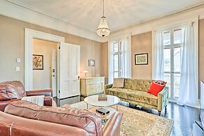 Centrally Located Apt in Victorian Mansion!