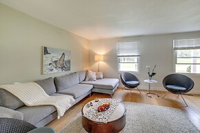 Charming Vacation Rental: 15 Mi to Pittsburgh