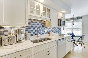 Waterfront Condo: Walk to Downtown Boothbay Harbor