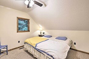 The Chalet Retreat Cabin Across From Creek!