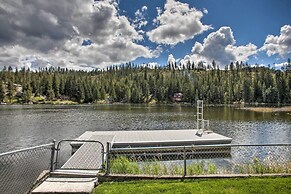 A Contemporary Dream: Lakefront Rathdrum Oasis!